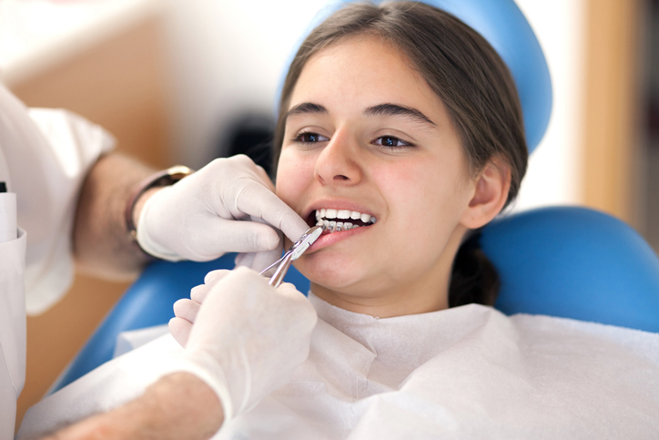 Questions to Ask Your Dentist Before Getting Braces Removed
