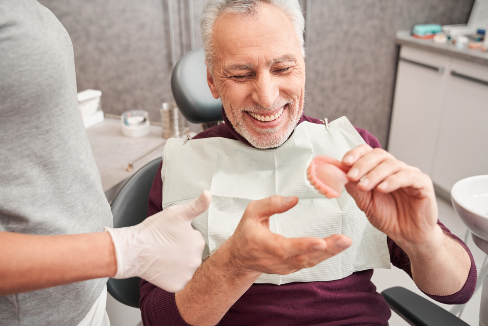 What are the Different Types of Dentures?